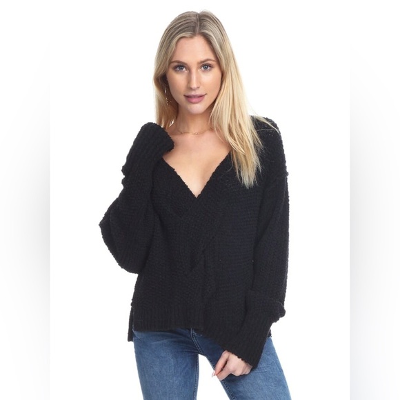 Free People Coco V-neck sweater in black size: xs - Picture 1 of 7